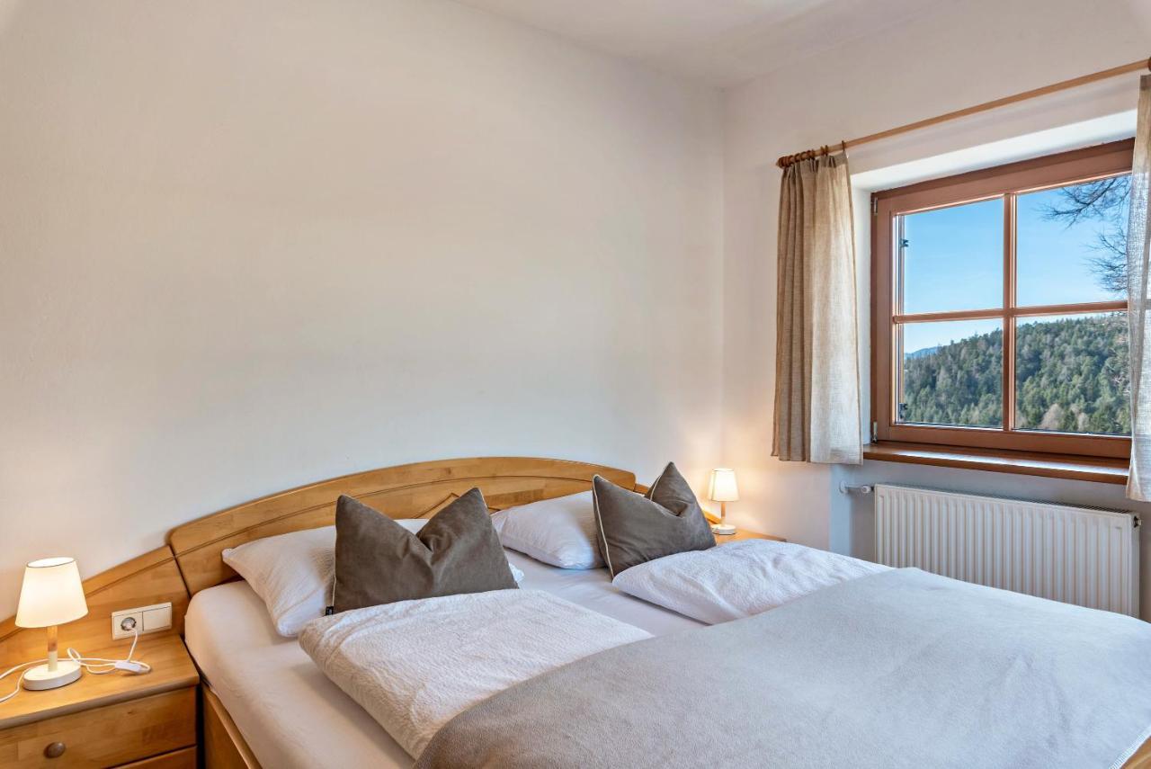 Alpin Farm Linde - Oberweidacherhof Collalbo Kültér fotó